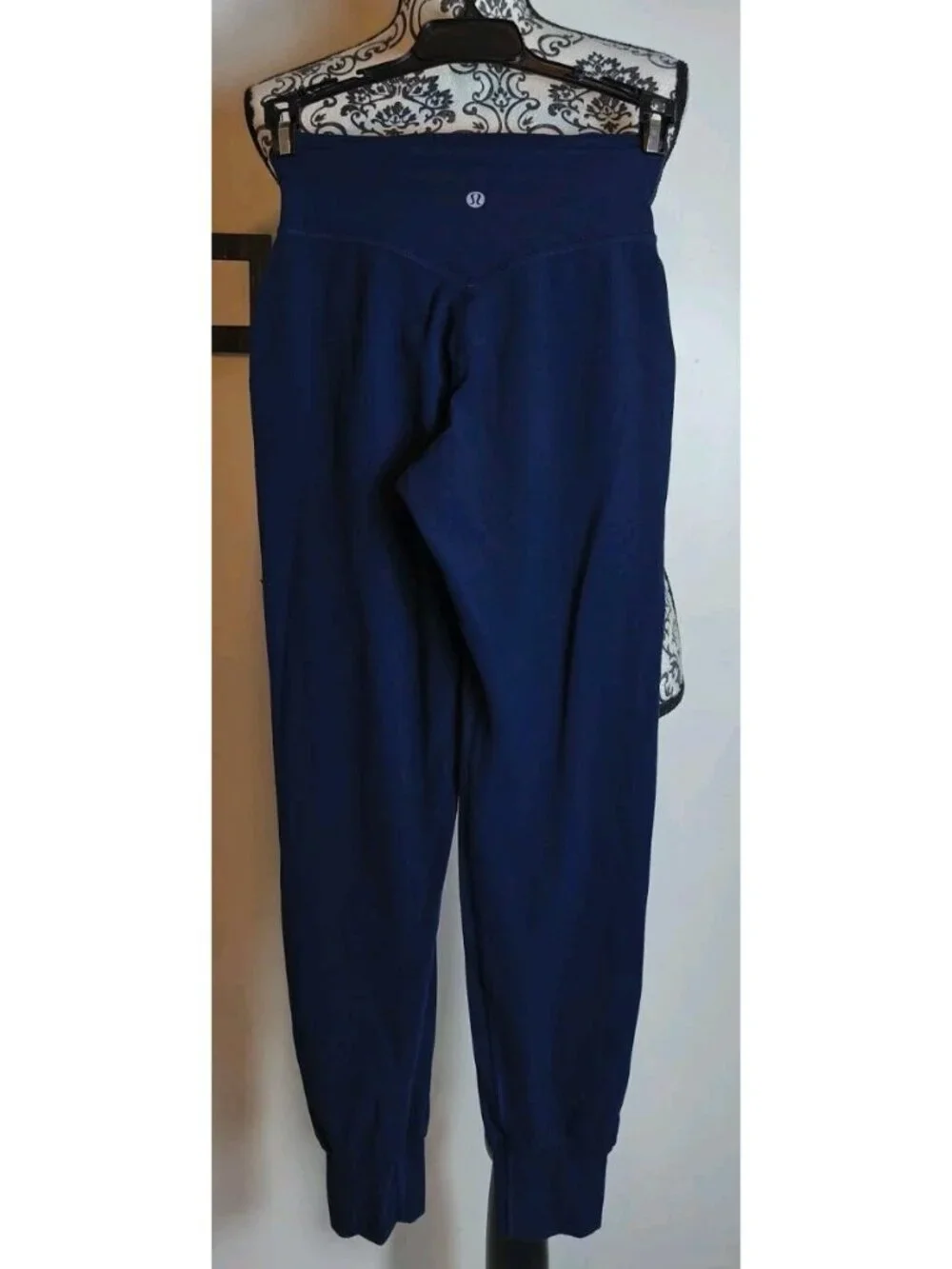 Lululemon Aling High-Rise Jogger True Navy Pockets Luxtreme Size 0
